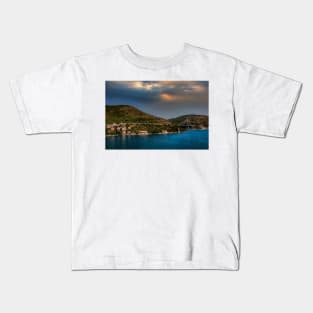 Sailing into Dubrovnik Kids T-Shirt